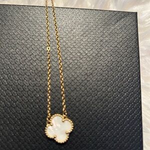 Elegant Gold and White Clover Pendant Necklace